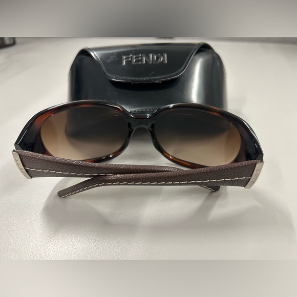 Fendi vintage sunglasses in like new condition. - Picture 5 of 8